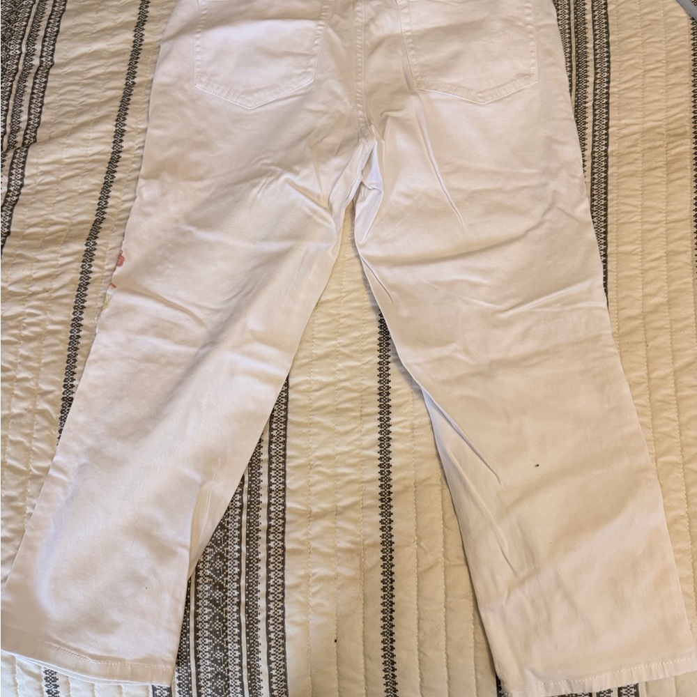 Charter Club White Bristol Capri Pants - Picture 7 of 7